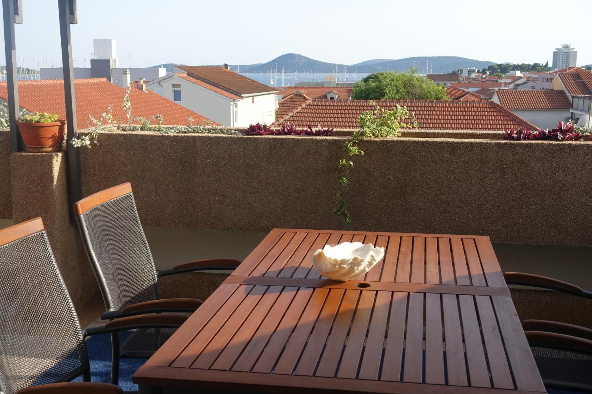 Apartment Tonka Vodice Exterior foto