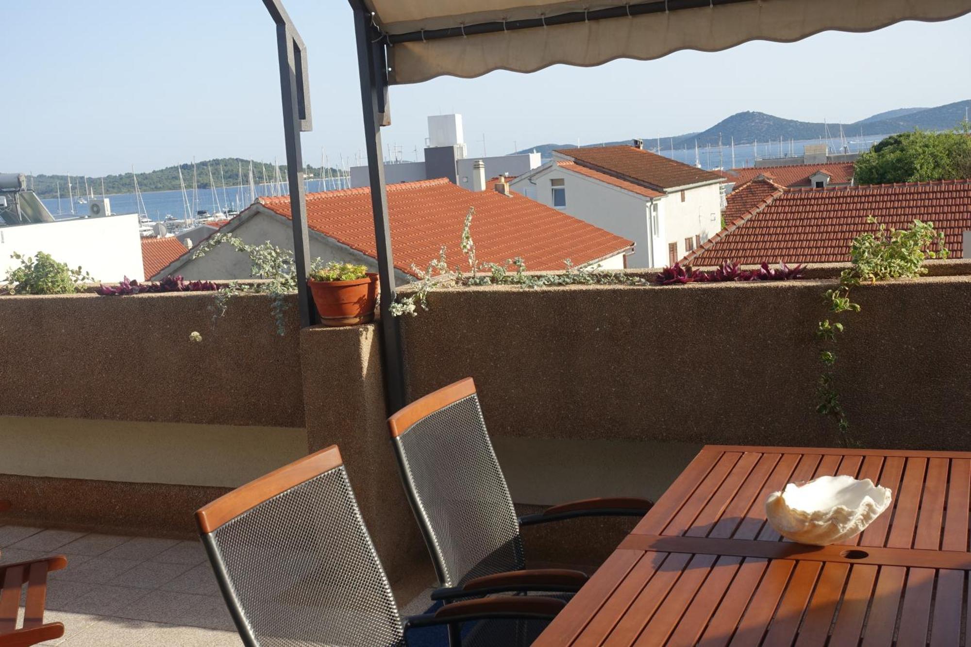 Apartment Tonka Vodice Exterior foto