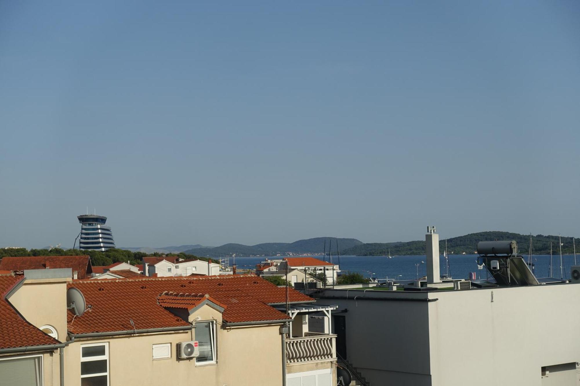 Apartment Tonka Vodice Exterior foto